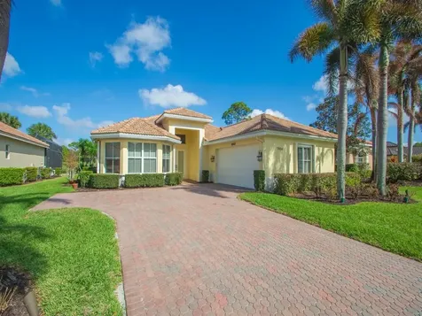 7924 Links Way Port Saint Lucie FL 34986