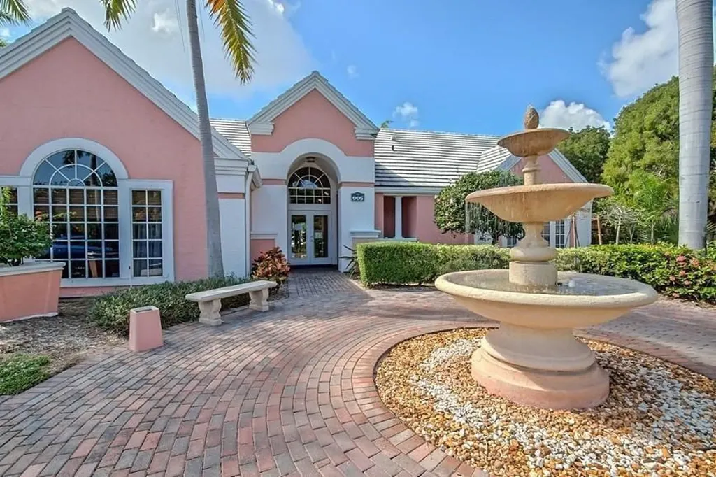 1215 Crystal Way Delray Beach FL 33444