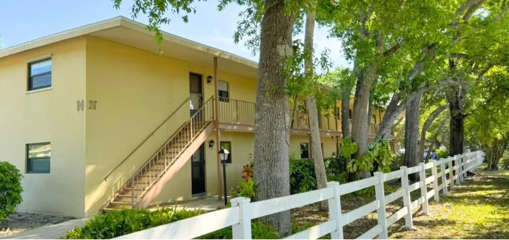 400 18th Street Vero Beach FL 32960