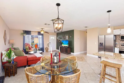 2142 Se Watercrest Street Port Saint Lucie FL 34984