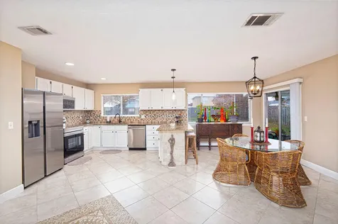 2142 Se Watercrest Street Port Saint Lucie FL 34984