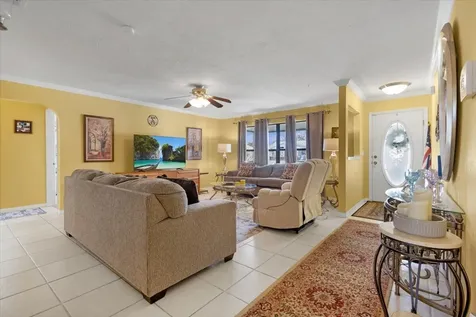 1641 Se Clearmont Street Port Saint Lucie FL 34983