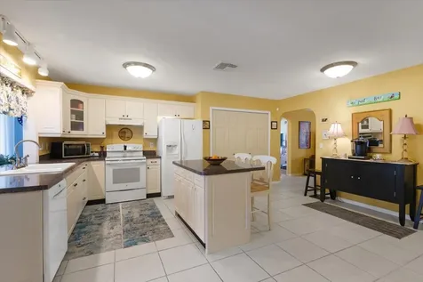 1641 Se Clearmont Street Port Saint Lucie FL 34983