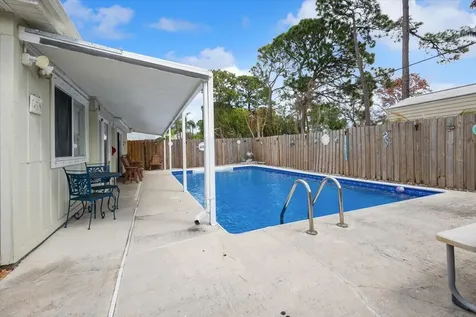 1641 Se Clearmont Street Port Saint Lucie FL 34983