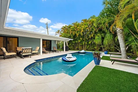 1120 Singer Drive Riviera Beach FL 33404