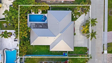 1120 Singer Drive Riviera Beach FL 33404