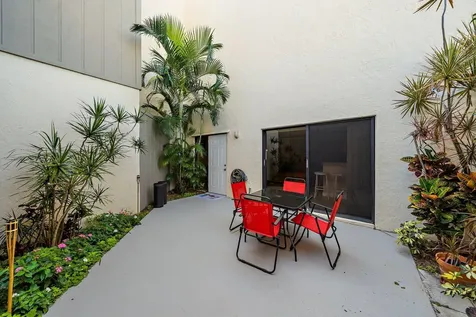 1605 S Us Highway 1 Jupiter FL 33477