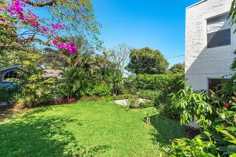 825 34th Street West Palm Beach FL 33407
