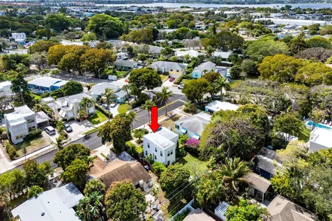 825 34th Street West Palm Beach FL 33407