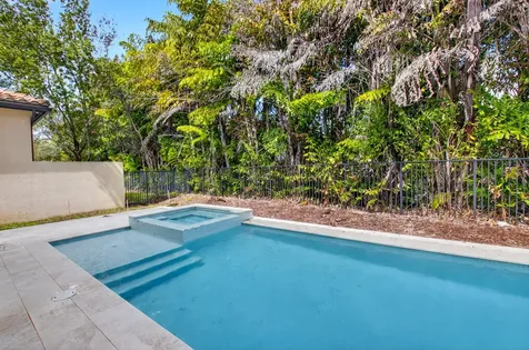 8527 Lewis River Road Delray Beach FL 33446