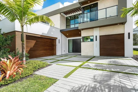 16670 Mosaic Place Delray Beach FL 33446
