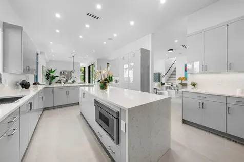 16670 Mosaic Place Delray Beach FL 33446
