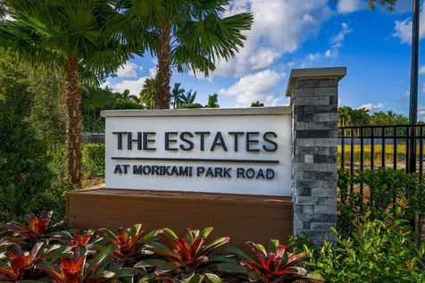 16670 Mosaic Place Delray Beach FL 33446
