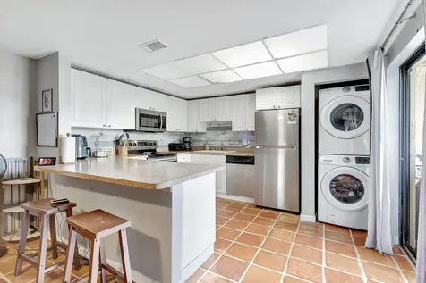 1586 Shaker Circle Wellington FL 33414