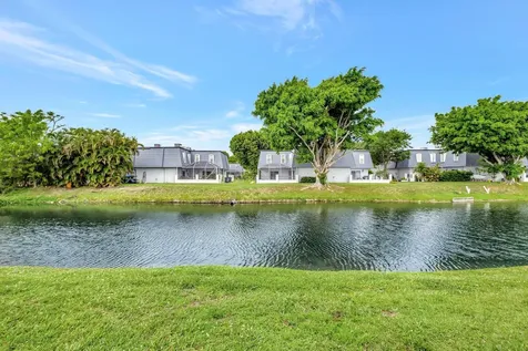 1586 Shaker Circle Wellington FL 33414