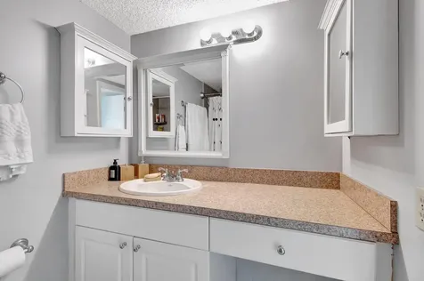 1586 Shaker Circle Wellington FL 33414