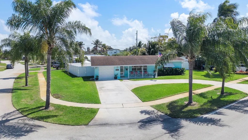 1162 S Deerfield Avenue Deerfield Beach FL 33441