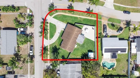 1162 S Deerfield Avenue Deerfield Beach FL 33441