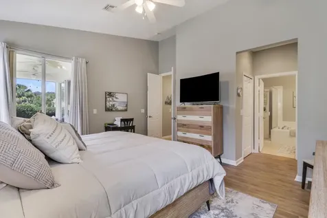 8400 Mulligan Circle Port Saint Lucie FL 34986