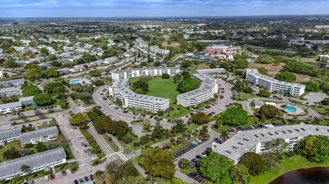 297 Farnham M Deerfield Beach FL 33442