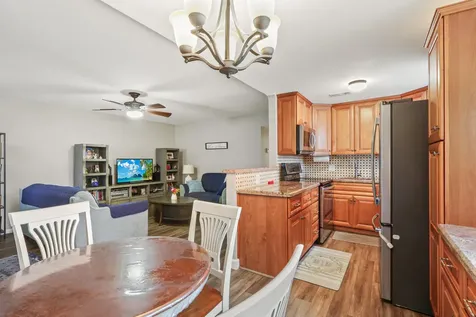 297 Farnham M Deerfield Beach FL 33442
