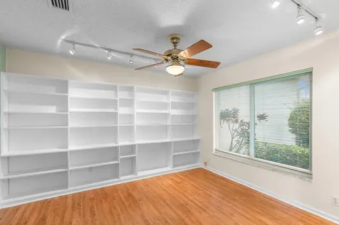 6230 Petaluma Drive Boca Raton FL 33433