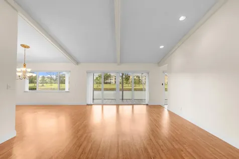 6230 Petaluma Drive Boca Raton FL 33433