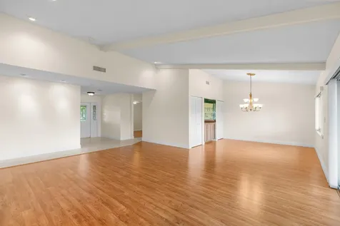 6230 Petaluma Drive Boca Raton FL 33433