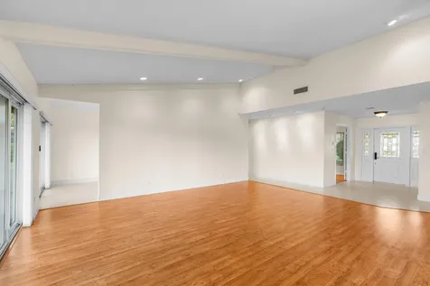 6230 Petaluma Drive Boca Raton FL 33433