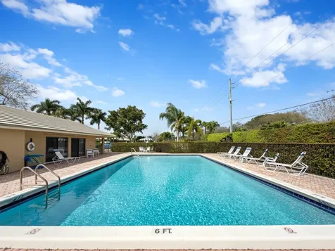 6230 Petaluma Drive Boca Raton FL 33433