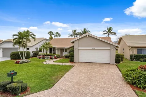 6230 Petaluma Drive Boca Raton FL 33433