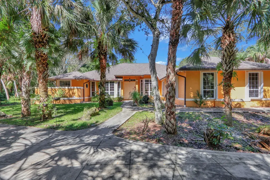 8349 150th Court Palm Beach Gardens FL 33418