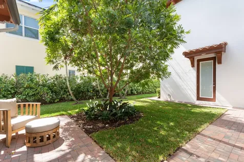 2093 Dickens Terrace Palm Beach Gardens FL 33418