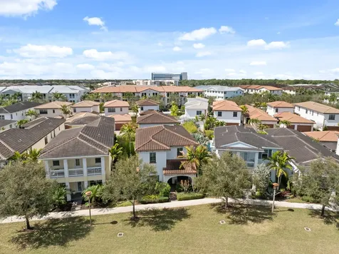 2093 Dickens Terrace Palm Beach Gardens FL 33418