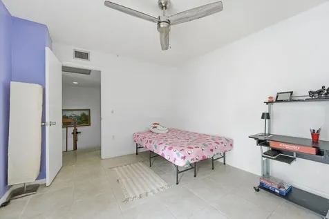 933 9th Lane Greenacres FL 33463