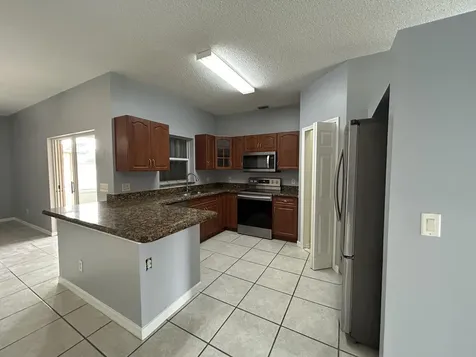 974 SE Albatross Avenue Port Saint Lucie FL 34983