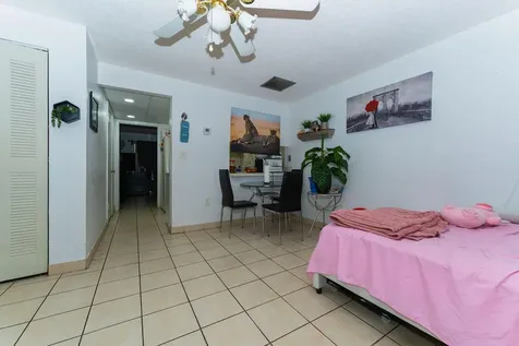 777 Sw 9th Avenue Miami FL 33130