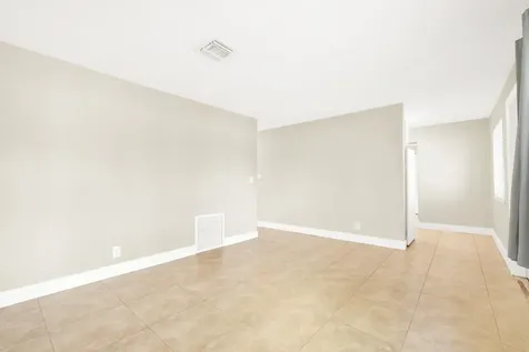 64 Ne 7th Court Deerfield Beach FL 33441