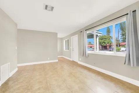 64 Ne 7th Court Deerfield Beach FL 33441
