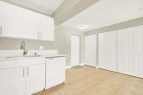 64 Ne 7th Court Deerfield Beach FL 33441