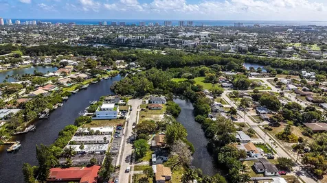 64 Ne 7th Court Deerfield Beach FL 33441