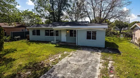 64 Ne 7th Court Deerfield Beach FL 33441