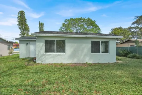 64 Ne 7th Court Deerfield Beach FL 33441