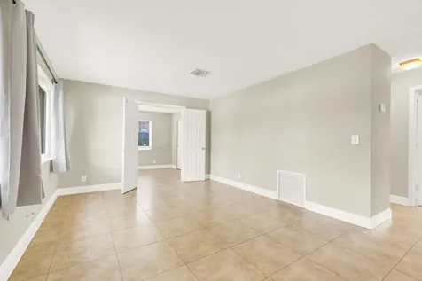 64 Ne 7th Court Deerfield Beach FL 33441