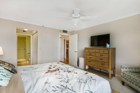 20 Royal Palm Way Boca Raton FL 33432