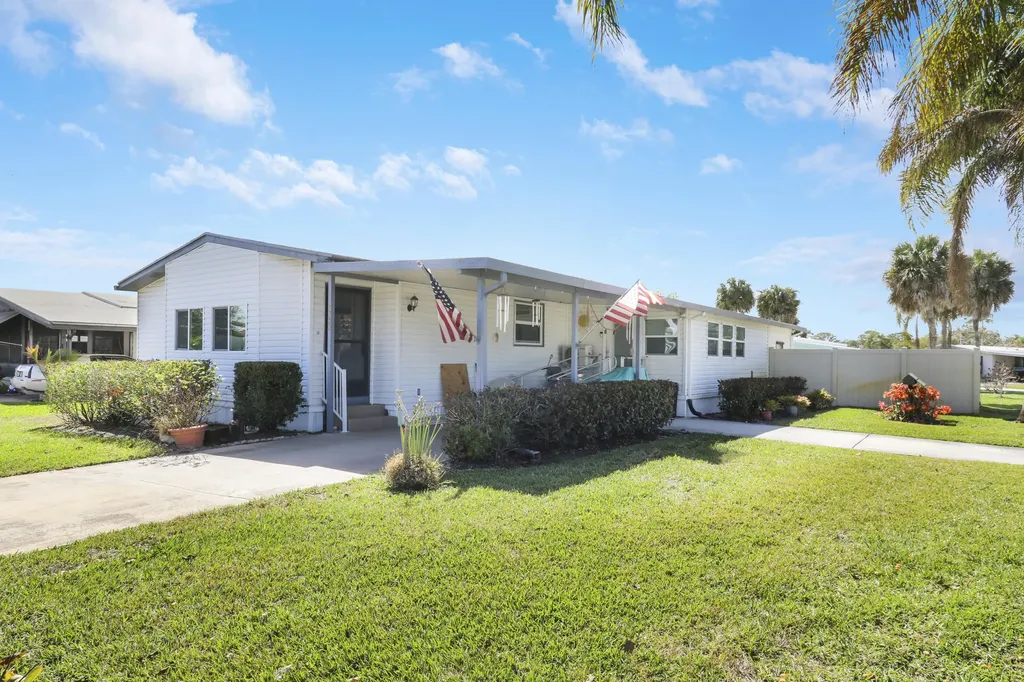 7750 Se Shenandoah Drive Hobe Sound FL 33455