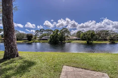 6062 Woodlake Road Jupiter FL 33458