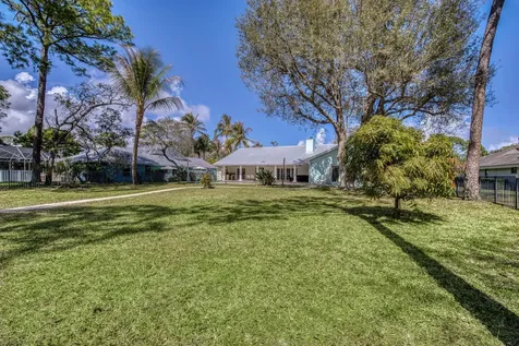 6062 Woodlake Road Jupiter FL 33458