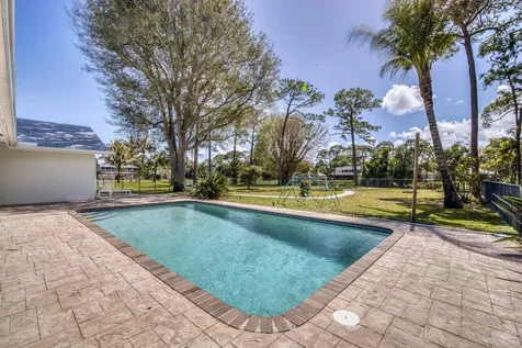6062 Woodlake Road Jupiter FL 33458