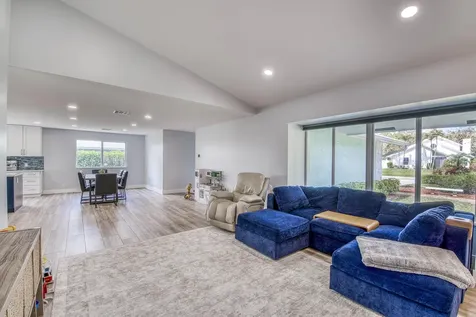 6062 Woodlake Road Jupiter FL 33458